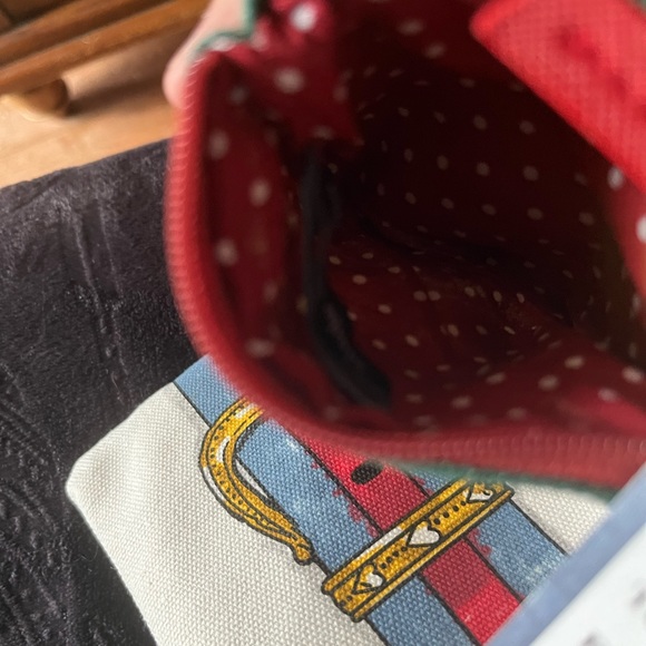 In Love We Trust Pouch Set - Picture 6 of 8